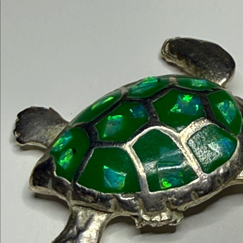 Silver tone (untested) Mexico Turtle Pendant jelly belly charm gorgeous color - Picture 8 of 16